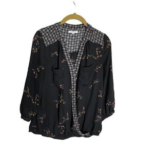 Maurice’s Black Floral V Neck Blouse XS